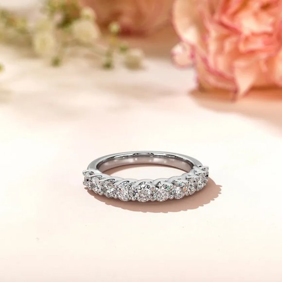 1 Carat Round Natural Diamond Anniversary Ring - Picture 5 of 5